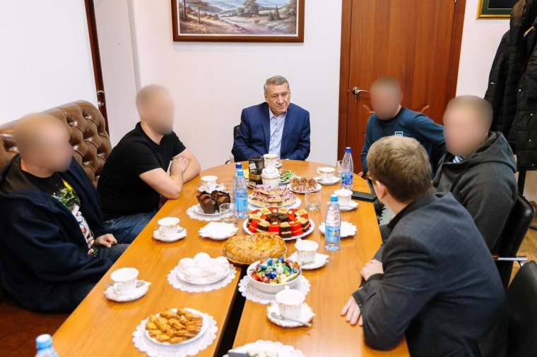 Спасибо за мужество. Спасибо за мужество.