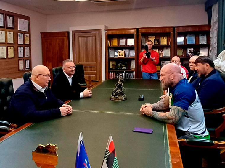 Доступность массового спорта. Доступность массового спорта.
