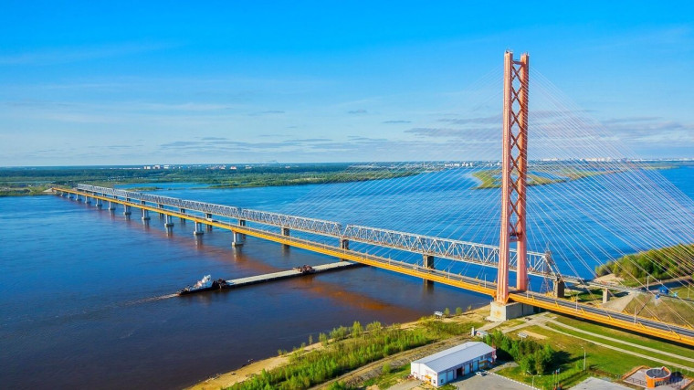 Мост через Обь в Сургуте перекроют из-за обследований.