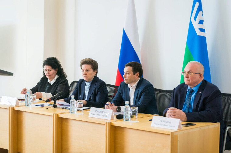 Рассмотрели актуальные вопросы. Рассмотрели актуальные вопросы.